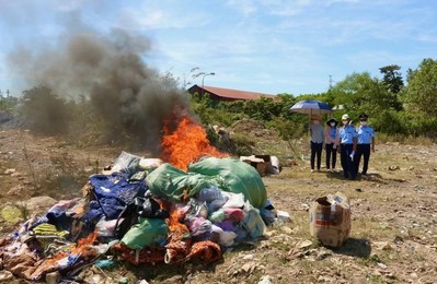 Quảng Trị: Tiêu huỷ hàng ngàn sản phẩm không rõ nguồn gốc