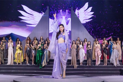 Fahasa đồng hành cùng Miss Universe Vietnam 2024: Khi sắc đẹp kết hợp tri thức