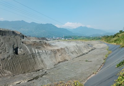 Lào Cai: Kiểm tra an toàn hồ chứa, bãi thải tại Khu Công nghiệp Tằng Loỏng