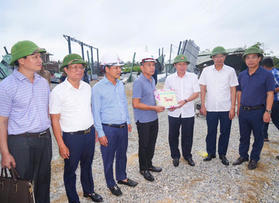 Hải Phòng: Bí thư Thành ủy kiểm tra công tác khắc phục hậu quả sau cơn bão số 3