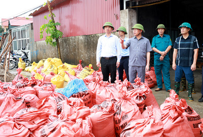 Chủ tịch tỉnh Bắc Giang kiểm tra tình hình mực nước sông Thương và khắc phục thiệt hại do bão số 3