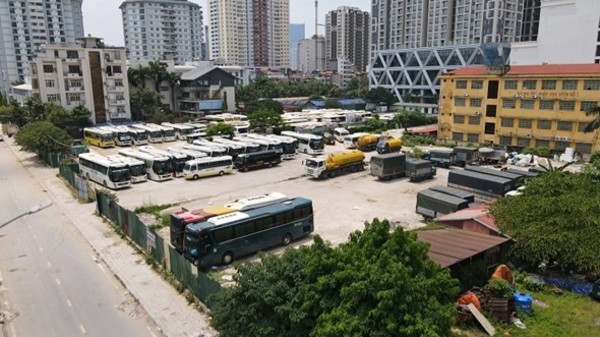 Hà Nội: Hàng trăm bãi trông, giữ xe trái phép bị xử phạt trong năm 2021