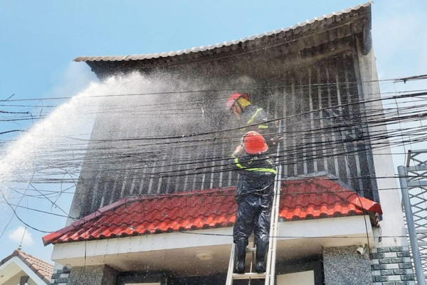 Ninh Thuận: Cháy căn nhà trên đường Trần Quốc Thảo đã khiến 3 mẹ con tử vong